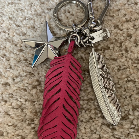 Coach Star Feathers Leather w/Studs Key Chain Pink - Picture 3 of 3